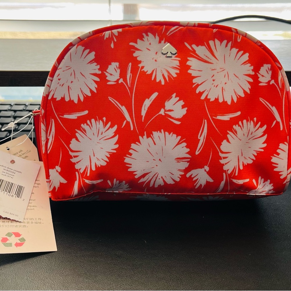 Kate Spade Red Floral Dome Cosmetic Bag - NWT - MSRP 89.00 - Picture 1 of 8